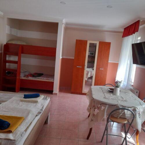 Andrea Apartman Hajdúszoboszló Exterior foto